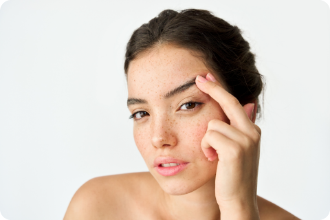 Augenbrauen Lifting - Botulinumtoxin (z.B. Botox®)